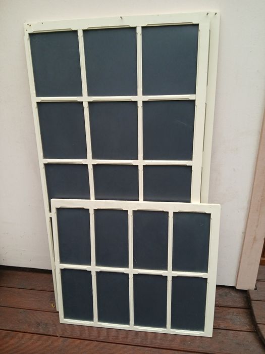 Płotek zabudowa drewniana.