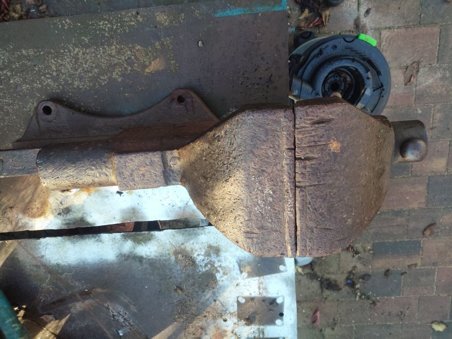 Duże stare imadło 170 mm