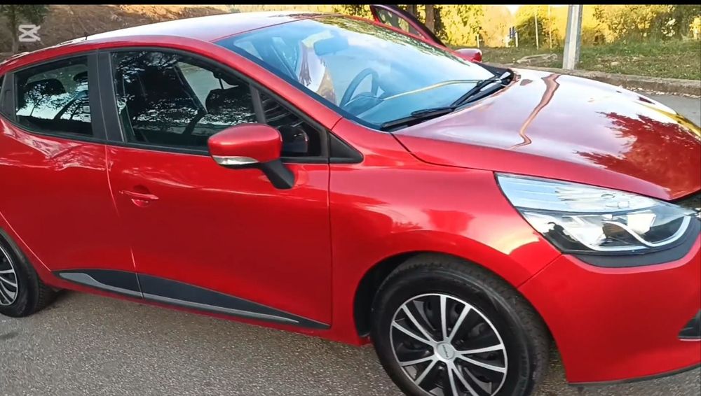 Renault Clio IV 1.5 Dci 90cv Limited 
Ano - 2015
Km-162000 — photo 2