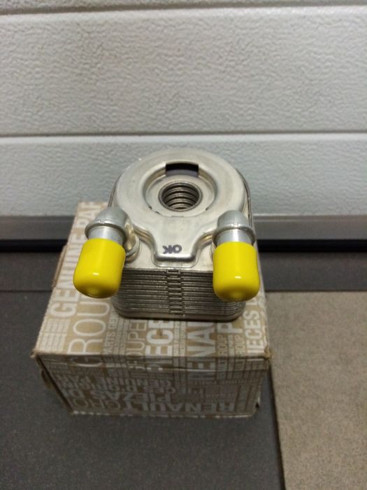 Chłodniczka oleju chłodnica Renault Megane 3 Scenic III 1.4 Tce 130KM