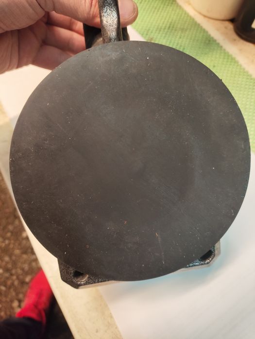 Віброприсоска для укладання плитки