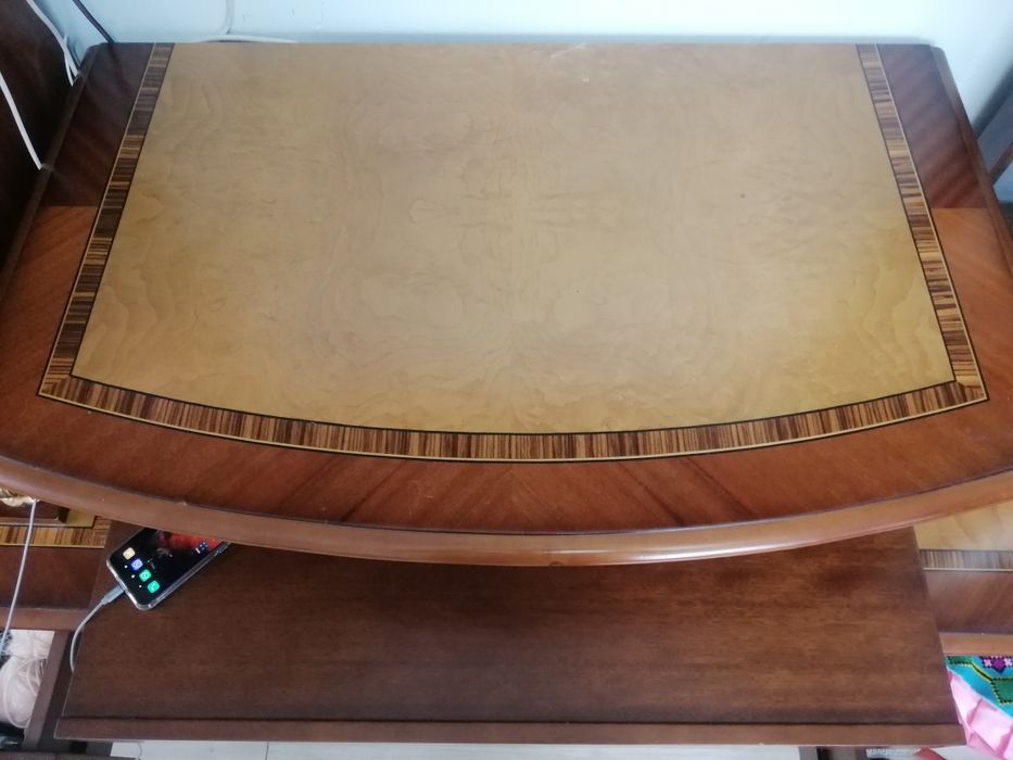 Гостиный гарнитур. Дерево. Румыния.