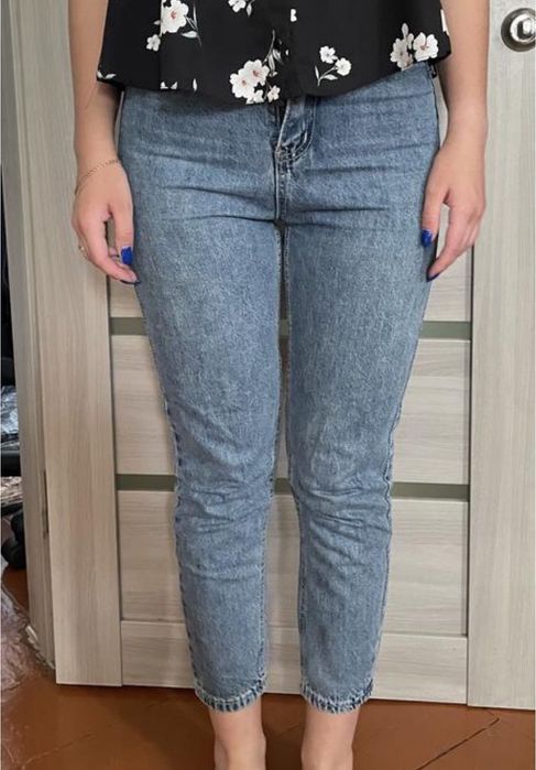 Штани жіночі джинсові