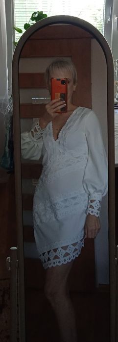 Wspaniała koronkowa sukienka r. 34  S /XS  Missguided