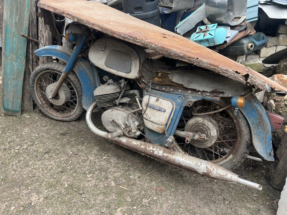 Продам совецкий  мотоцикл Иж