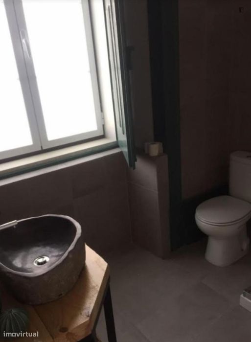 Quarto - localizado em Alta Universitária Coimbra