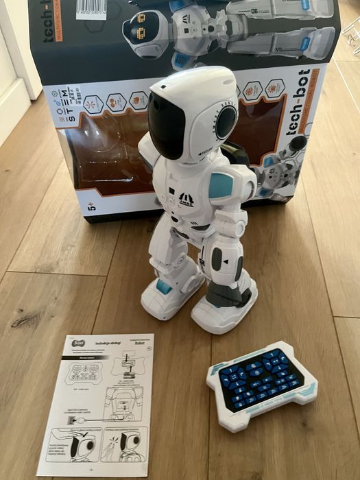 Nowa zabawka - robot SMYK