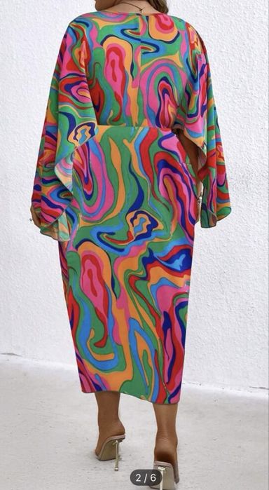 Piękna elegancka kolorowa sukienka wesele luźne rękawy rozmiar 50