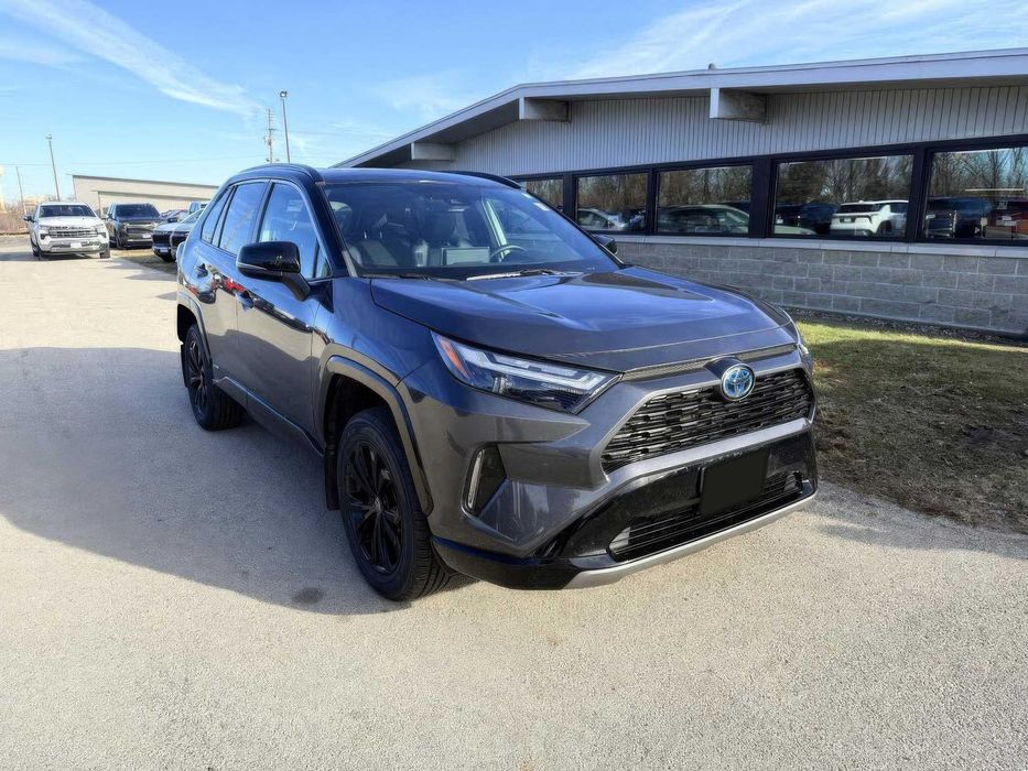 Toyota RAV4 XSE      2022