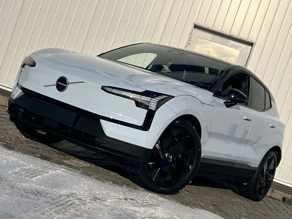 Volvo EX30 Nowy Ultra Full Opcja Twin Motor 428KM 4 Lata Gwarancji