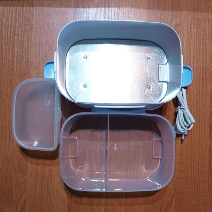 Ланч-бокс с разделителем и подогревом еды от сети 220 Вт.