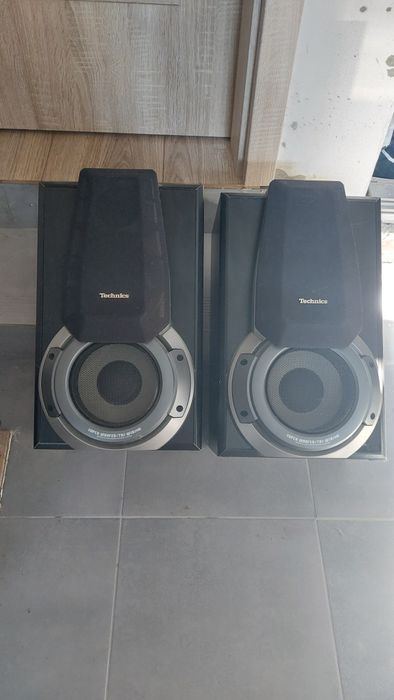 Wieża Technics EH760  5 głośników pilot