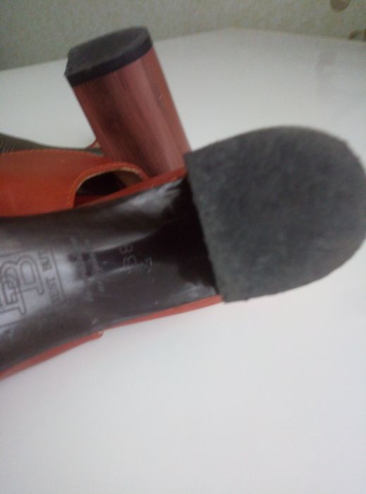 Босоніжки жіночі розмір38