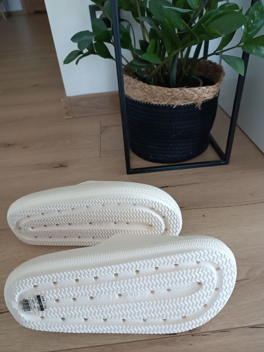 Klapki damskie Medicine 40 nowe