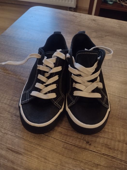 Buty trampki damskie dziewczęce 37 czarno białe.