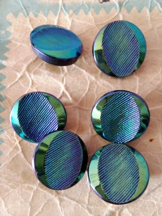 Пуговицы « Хамелеон»   -   50 грн