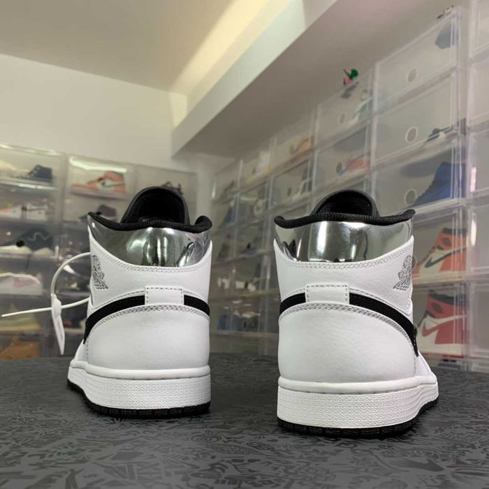 Air Jordan 1 Mid White Silver Black