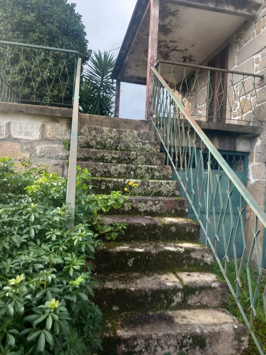 Moradia para recuperar Póvoa de Lanhoso