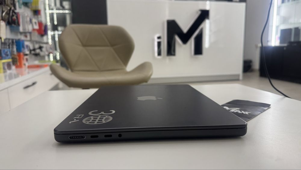 MacBook Pro 14” 2023 M3 Max 36/1Tb 36Gb Озу Кастомний без блоку MRX53