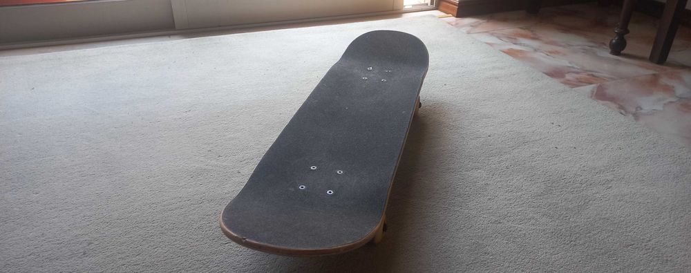 s k a t e   semi novo