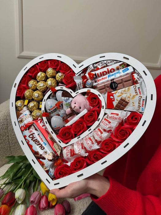 Подарунковий набір солодощів для жінки  готовий подарунок бокс