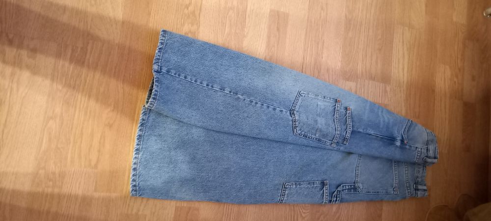 Джинси Denim -ZARA на 11-12  років,зріст 152 см.