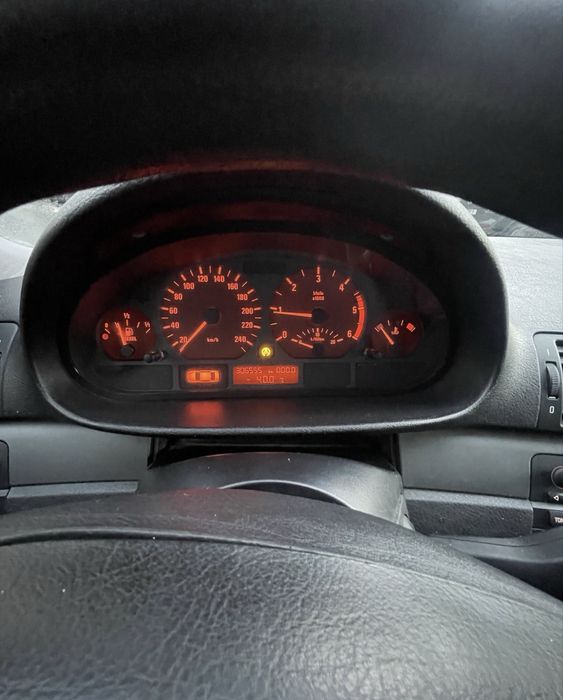 BMW 3 2.0d Не розмитнена!