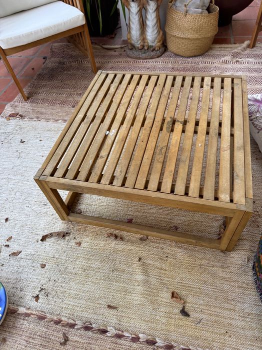 conjunto de jardim em bom estado