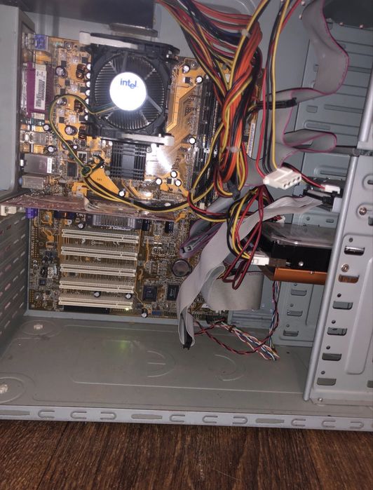 Компьютер Pentium 4 GeForce 5700VE