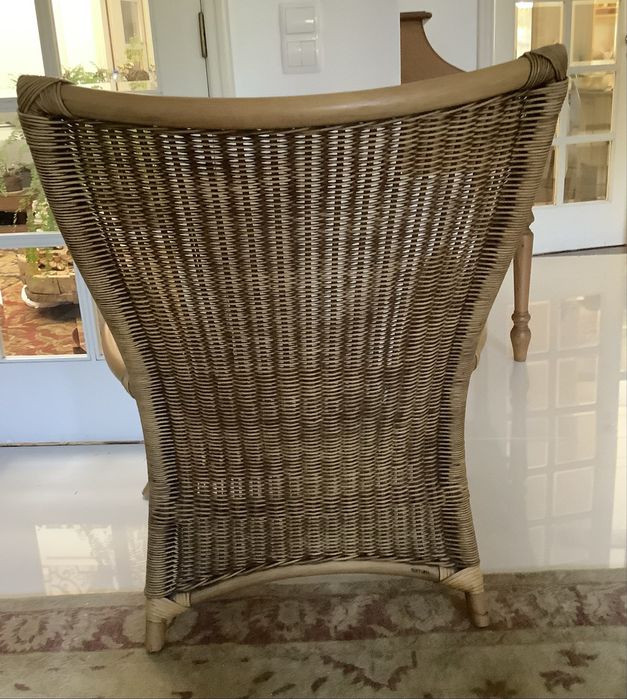 Cadeirão estilo colonial