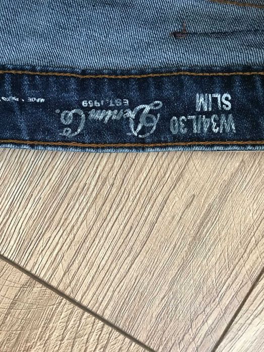 Spodnie jeansowe z dziurami Denim.Co rozm. W34 L30
