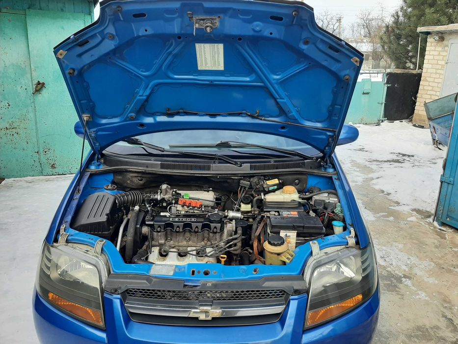 Шевроле Авео Продам