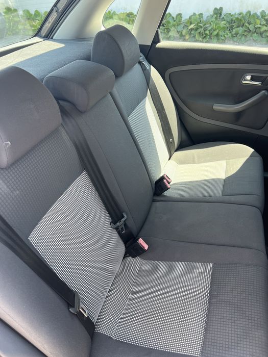 SEAT Ibiza 1.3 icl 2007 – Económico, Bem Estimado e Pronto a Circular