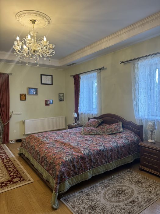 Продаж будинку в с Старі Безрадичі