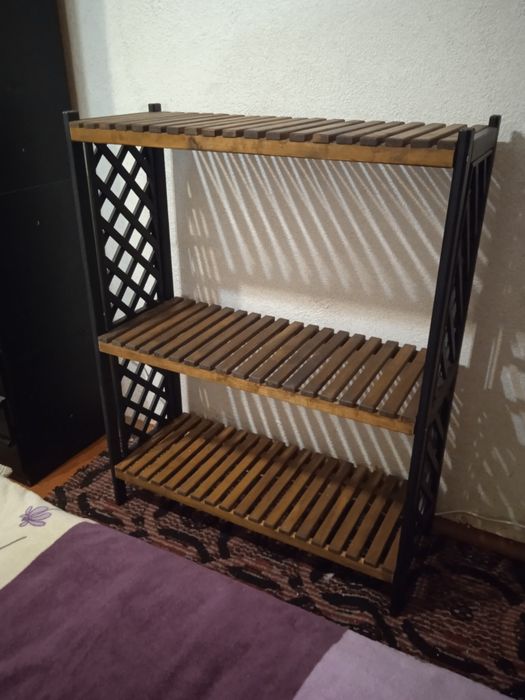 Етажерка під квіти, взуття  книги, речі. Стелаж