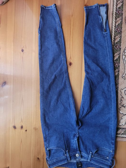 Spodnie jeansowe damskie