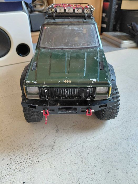 Traxxas trx4 jeep 313 mm