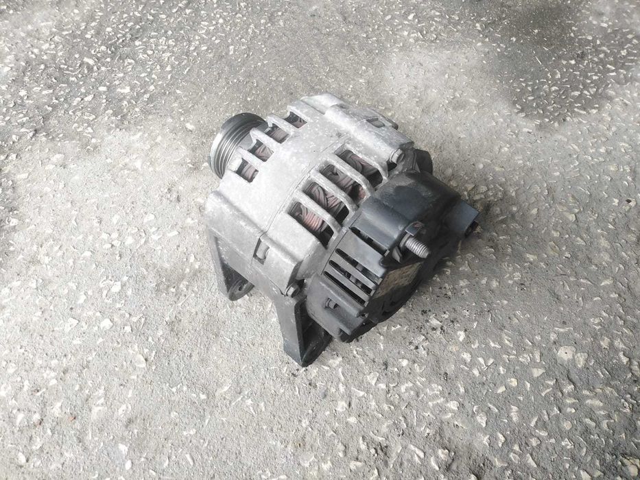 Alternador Renault Clio II Fase II 1.5 Dci 2002