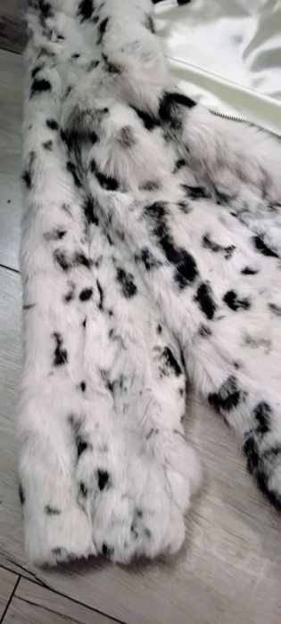 Futro z królika Guess 40/L.