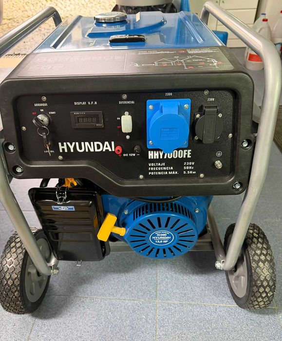Gerador Hyundai HHY7000FE 5.5KW - Rigorosamente novo e sem uso