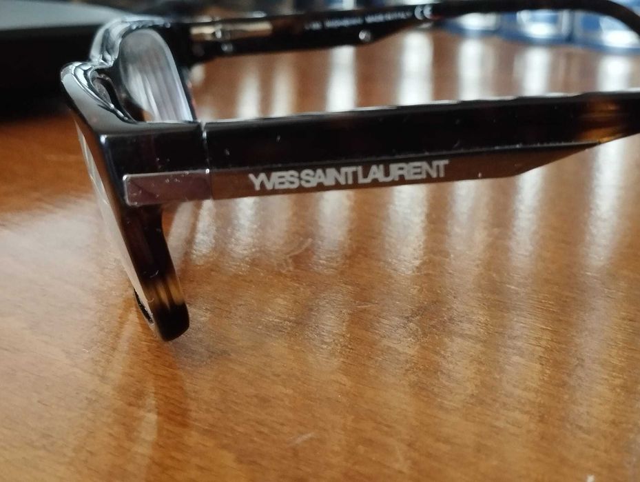 Armação Óculos Yves Saint Laurent