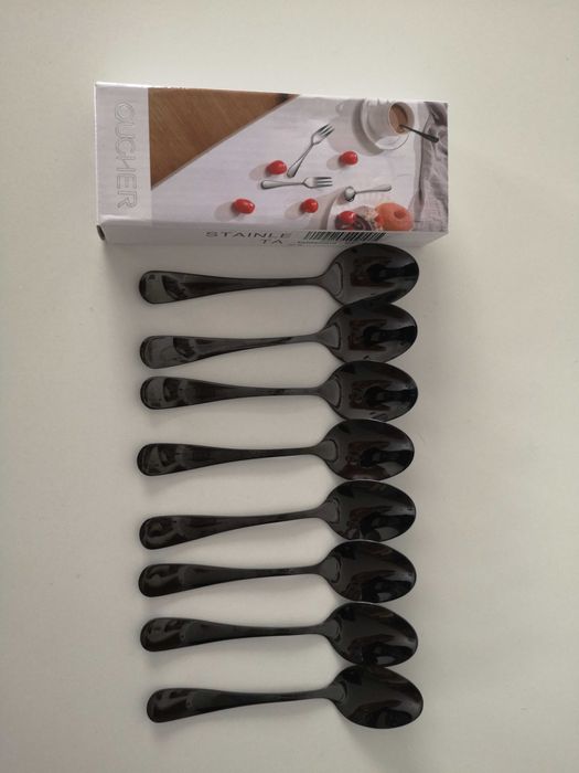 Zestaw czarnych łyżeczek do herbaty, 8 sztuk, stal szlachetna