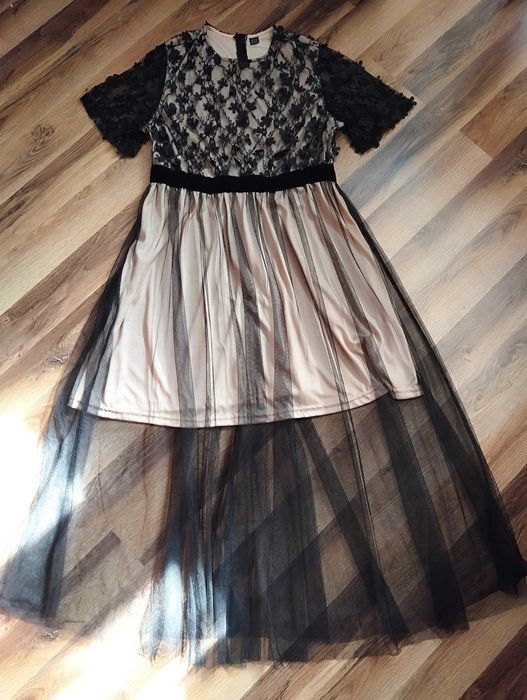 długa sukienka maxi tiulowa xl czarna beżowa nude elegancka goth