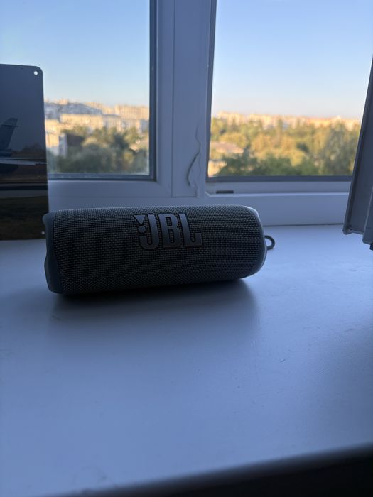 Jbl flip 6 в гарному стані
