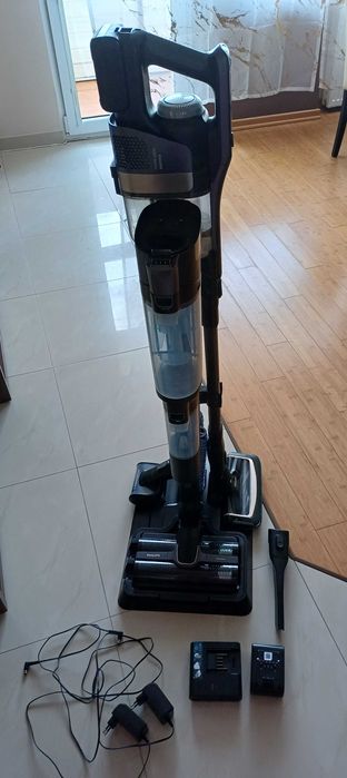 Odkurzacz Philips z funkcją aktywnego mycia serii 9000XW9383/01