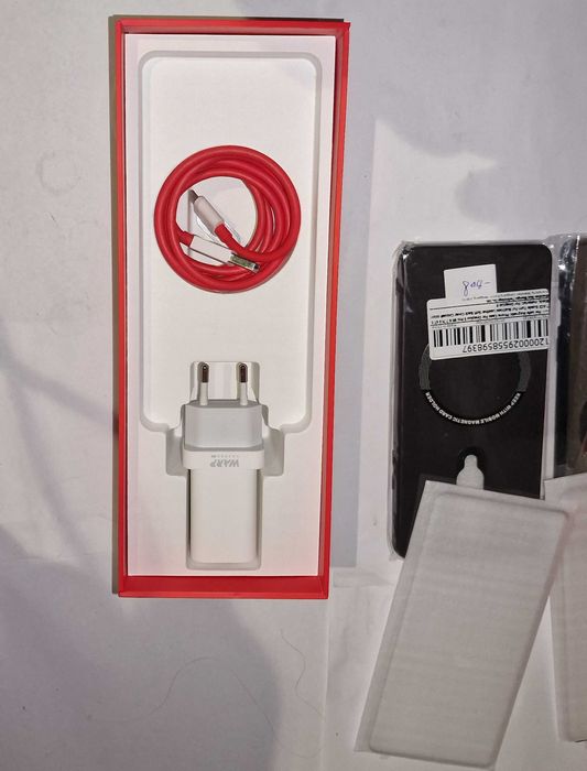 Smartfon OnePlus 8 8/128GB 6,55'' AMOLED 48/16 Mpix 4300 mAh