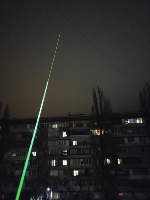 Сверх мощная лазерная указка 20км, зеленая