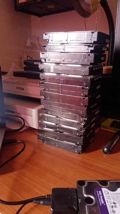 Discos  sata 3.5 4 tb