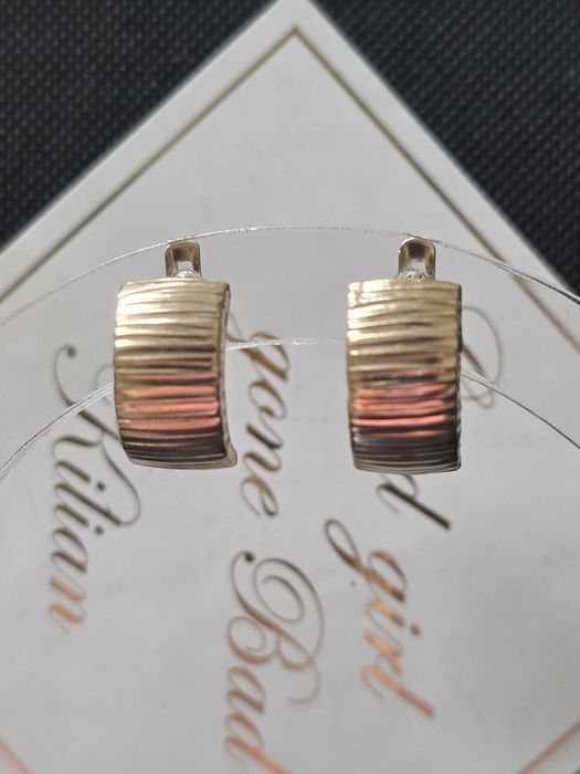 Золоті сережки 585