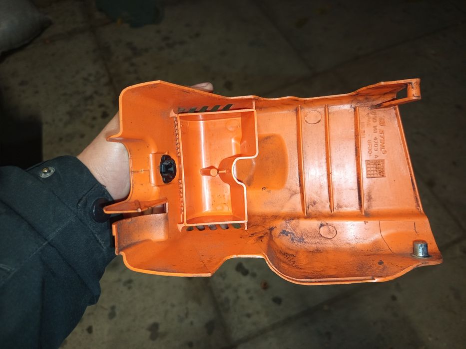 Продам бензопилу STIHL ms180
